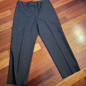 Men’s Van Heusen dress pants